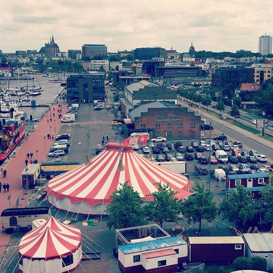 Circus Fantasia Hostel Rostock Exterior foto